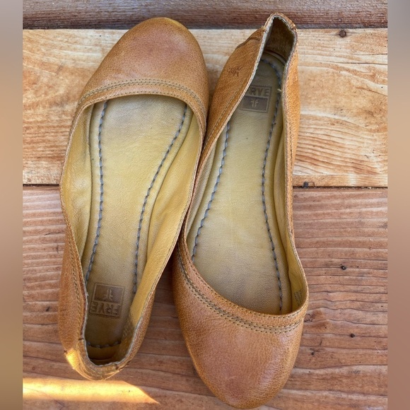 Frye Carson Ballet Flat Cognac Brown Leather Shoes - Picture 5 of 6